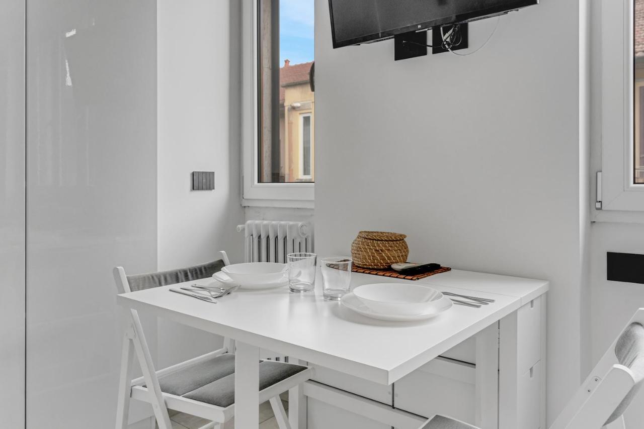 Metro M1 - Smart Home, Fast Free Wifi & Netflix Mediolan Zewnętrze zdjęcie